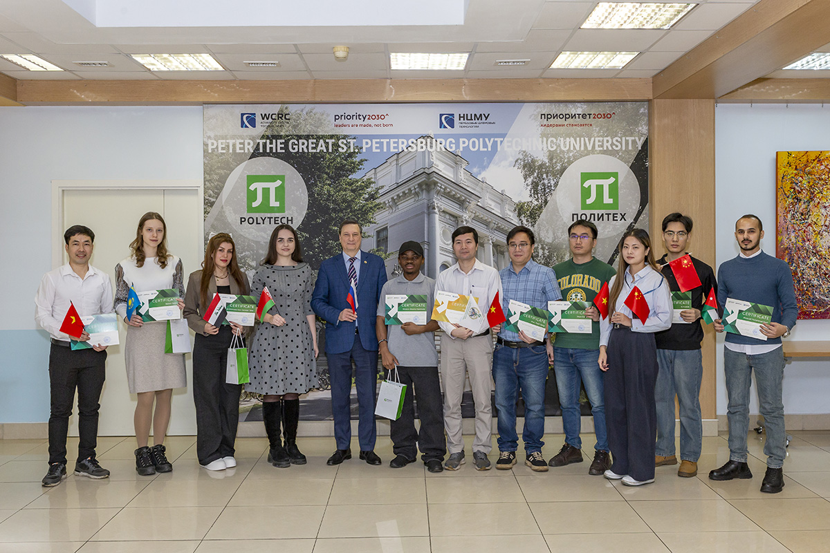 Иностранные аспиранты ФизМеха – лауреаты конкурса BigPhD