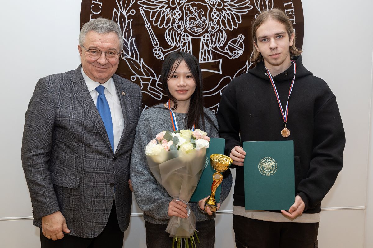 Студенты ФизМеха стали призерами суперфинала международной олимпиады по математике